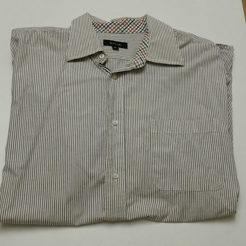 Bogari Short Sleeve Button Down XL
